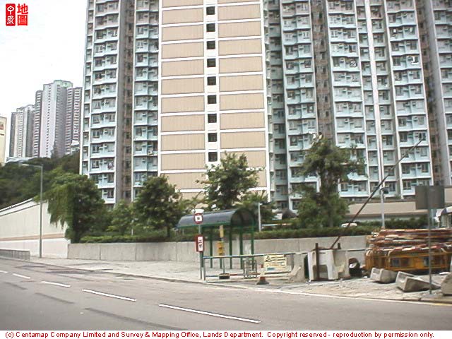 Tai Wo Hau Road, Outside Chun Kwai House, Kwai Chung Estate